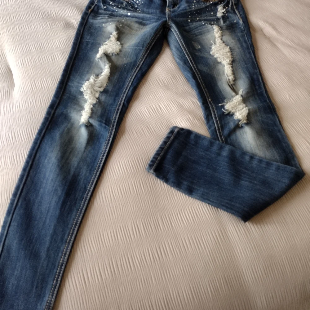 Almost famous premium girls jeans - Picture 2 of 8